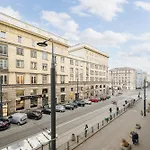 Plac Zbawiciela Stylish Apartment