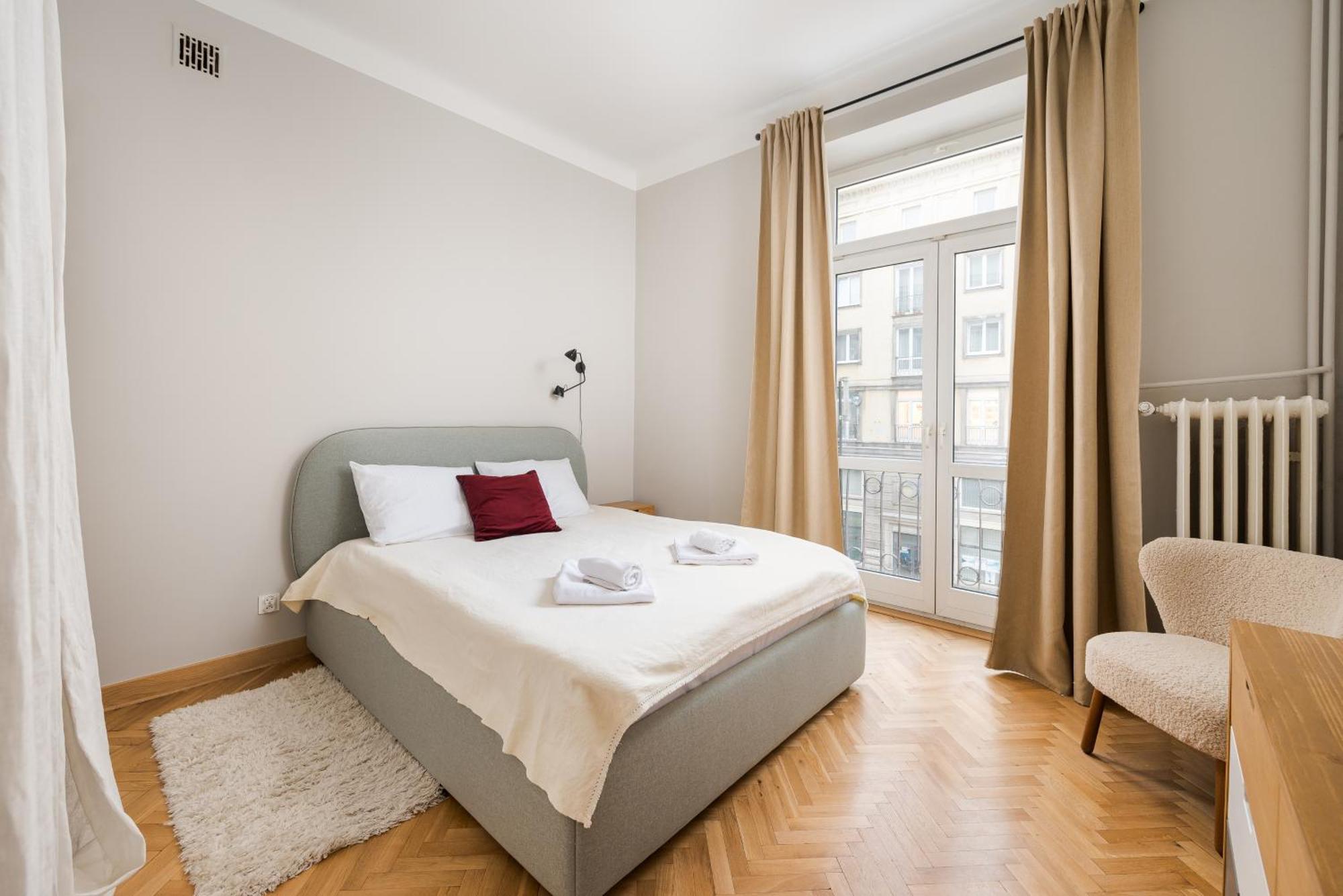 Plac Zbawiciela Stylish Apartament *